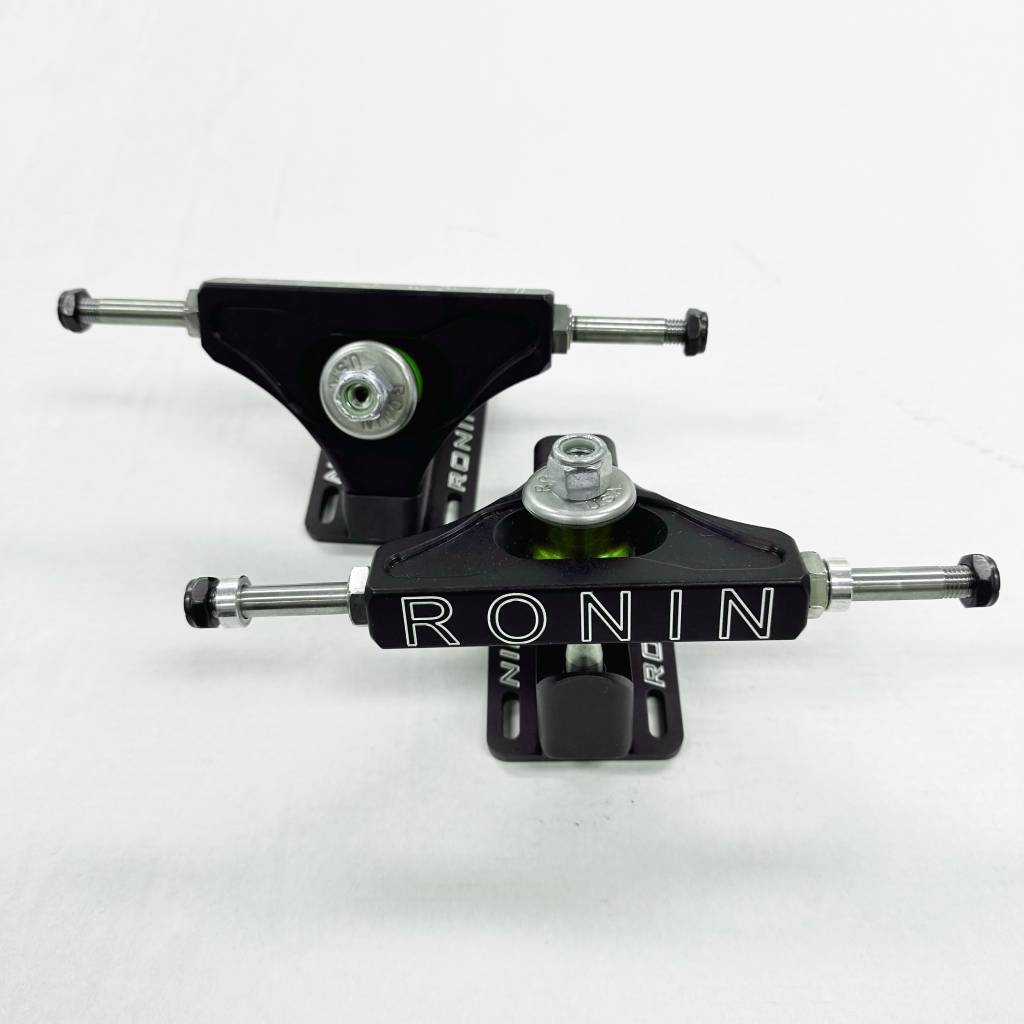 Ronin 114-124mm CNC Katana black downhill trucks
